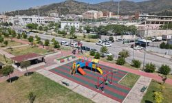Karşıyaka’da 31 park yenilendi