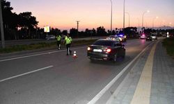 Seyir halindeki motosiklette feci son: 2 kişi öldü