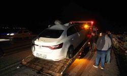 Seyir halindeki otomobil ata çarptı: Aynı aileden 7 kişi yaralandı
