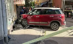 Kontrolden çıkan otomobil ile iş yerinin duvarı arasında sıkışan genç kadın öldü
