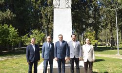 "Türk dünyasında ortak medya" İzmir’de konuşuldu