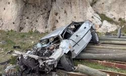 Uçuruma yuvarlanan otomobilde 1 kişi öldü