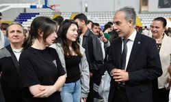 Üniversite adayları Ege'de buluştu