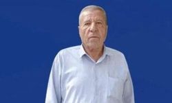 Yerde buldu, hiç tereddüt etmedi... Servet değerindeki çantayı muhtarlığa teslim etti!