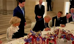 Trump ve Pezeşkiyan, 60 günlük ateşkes anlaşmasını imzaladı