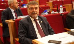 AK Partili Atmaca’dan üst geçit ihalesine tepki: İşte adrese teslim bir ihale daha!