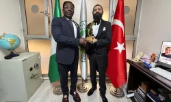 Akif Manaf’a Nijerya-Türkiye Dostluk ve Barış Ödülü verildi