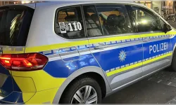 Almanya'da araçta saatlerce mahsur kalan bebek hayatını kaybetti