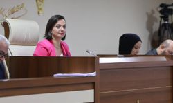 Karabağlar Belediye Başkanı Kınay CHP’den istifa etti, YENİ Parti'ye geçti