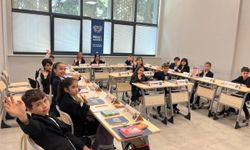 Ege Üniversitesi kapılarını minik diplomatlara açtı