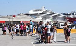 İzmir kruvaziyer turizminde hız kesmiyor: 5 ayda 51 bin yolcu geldi