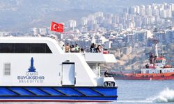İzmir Midilli feribot seferleri iptal edildi