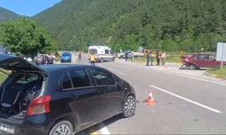 İzmir plakalı otomobil faciaya yol açtı: 1 kişi öldü, 1 kişi yaralandı
