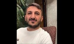 İzmir'de gece yarısı feci kaza: 34 yaşındaki sürücü yaşamını yitirdi
