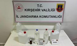 Kaçak alkol operasyonu: Evde etil alkol ve el yapımı içki bulundu