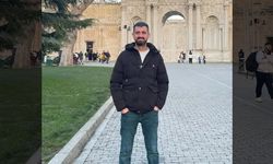 Kamyon şoförünün acı sonu: Çelik bariyerlere çarpıp alev alan araçta öldü