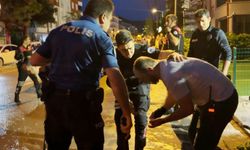 Kız meselesi kanlı bitti: Gencin kulağı kesildi, Polis müdahalesi hayat kurtardı!