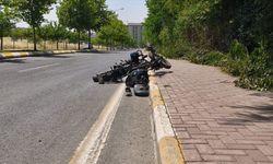Devrilen motosikletin 41 yaşındaki sürücüsü olay yerinde hayatını kaybetti