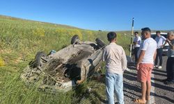 Takla atan otomobildeki sürücü hayatını kaybetti, yolcu ise yaralandı