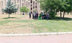 Parkta hareketsiz bulunan genç hayatını kaybetti: Ölüm nedeni otopsiyle belirlenecek