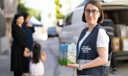 İzmir’de Süt Kuzu ile çocuklara aylık 8 litre süt desteği