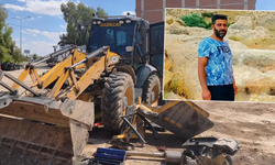 Tamir ettikleri iş makinesinin altında kaldılar: Can kaybı var!