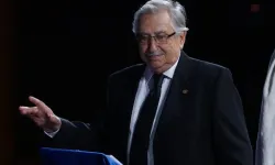 Türk halk müziğinin sembolü Yücel Paşmakçı vefat etti