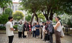 Tarık Dursun K.'nin eserleriyle İzmir'in izini sürdüler