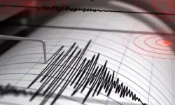 Yer yerinden oynadı... 7.8'lik deprem sonrası tsunami alarmı verildi!