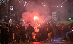 Fransa'da galibiyet kutlamalarında traktörden düşen 17 yaşındaki genç kız öldü