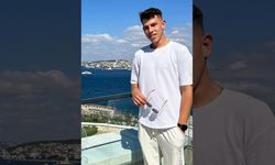 Motosiklet kazasında yola savrulan 19 yaşındaki sürücü kurtarılamadı