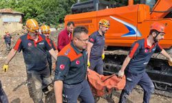 2 çocuk babası şahıs 12 metre derinlikteki göçük altında hayatını kaybetti