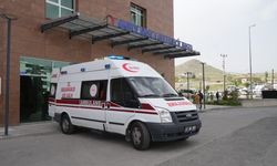 Otomobilin çarptığı 33 yaşındaki motosiklet sürücüsü feci kazada can verdi