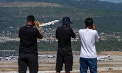 İzmirli gençlerin uçak fotoğrafçılığı tutkusu kariyer hayaline dönüştü