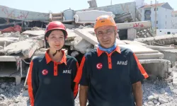 İzmir AFAD’da baba ile kızı aynı timde hayat kurtarıyor