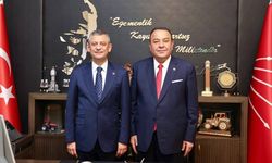 Adnan Beker CHP’den istifa etti: “Bağımsız milletvekili olarak devam edeceğim”