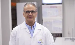 Babasının vasiyetini bilimle yaşatıyor