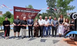 Bayraklı Belediyesi, yeni park ile otoparkı hizmete açtı