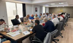 CHP İzmir olağanüstü toplandı: 2 görevden alma, 4 yeni atama!