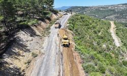 Denizli'de ulaşım ağı güçleniyor: 19 ilçede üstyapı çalışması