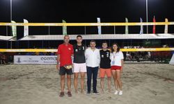 Dikili'de plaj voleybolu heyecanı başlıyor