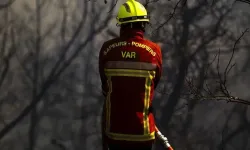 Fransa'da yangın faciası: 2 itfaiyeci hayatını kaybetti