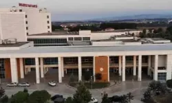 Gıda zehirlenmesi şüphesiyle yaklaşık 200 kişiye müdahale edildi