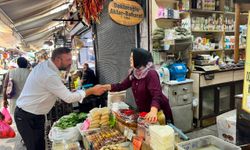 Gümrükçü mesajlarını sahadan verdi: Makamım sokaklardır, kapımız herkese açık!