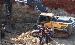 İnşaat sahasında acı son: Göçük altında kalan kepçe operatörü hayatını kaybetti