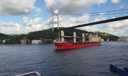 İstanbul Boğazı trafiği çift yönlü geçici olarak durduruldu!