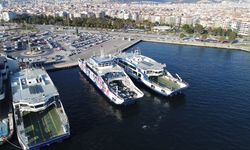 İZDENİZ'in ek seferleri kent trafiğine nefes aldırıyor
