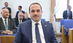 AK Partili Kırkpınar, yerel yönetimi hedef aldı: "İzmir’i çöküntü bir şehir haline getirdiler"