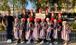 İzmirli minik halk dansçıları Ohrid Fest'te sahne aldı