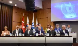 İZTO Başkanı Özgener: 'Jeopolitik gerilimler ekonomide yeni dönem başlatıyor'